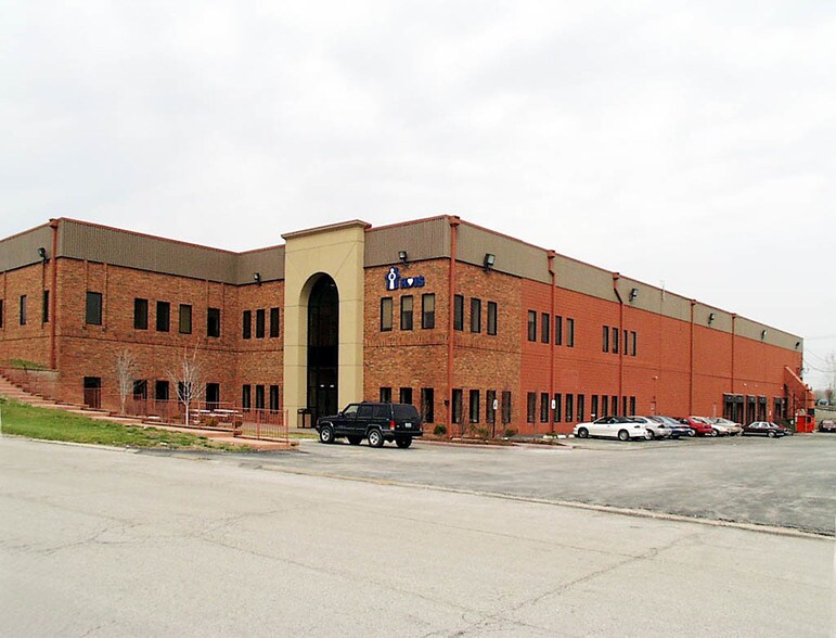 9383-9387 Dielman Industrial Dr, Olivette, MO à louer - Autre - Image 2 de 7