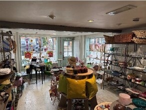 13 Market Sq, Amersham for lease Interior Photo- Image 2 of 2