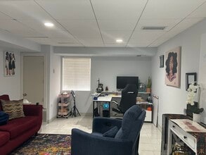4539 N 22nd St, Phoenix, AZ for lease Interior Photo- Image 2 of 6