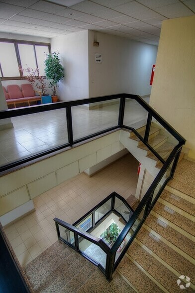 Paseo John Lennon, 12, Getafe, Madrid for lease - Lobby - Image 3 of 3
