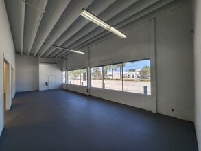 1400 10th St, West Palm Beach, FL for lease Interior Photo- Image 2 of 7