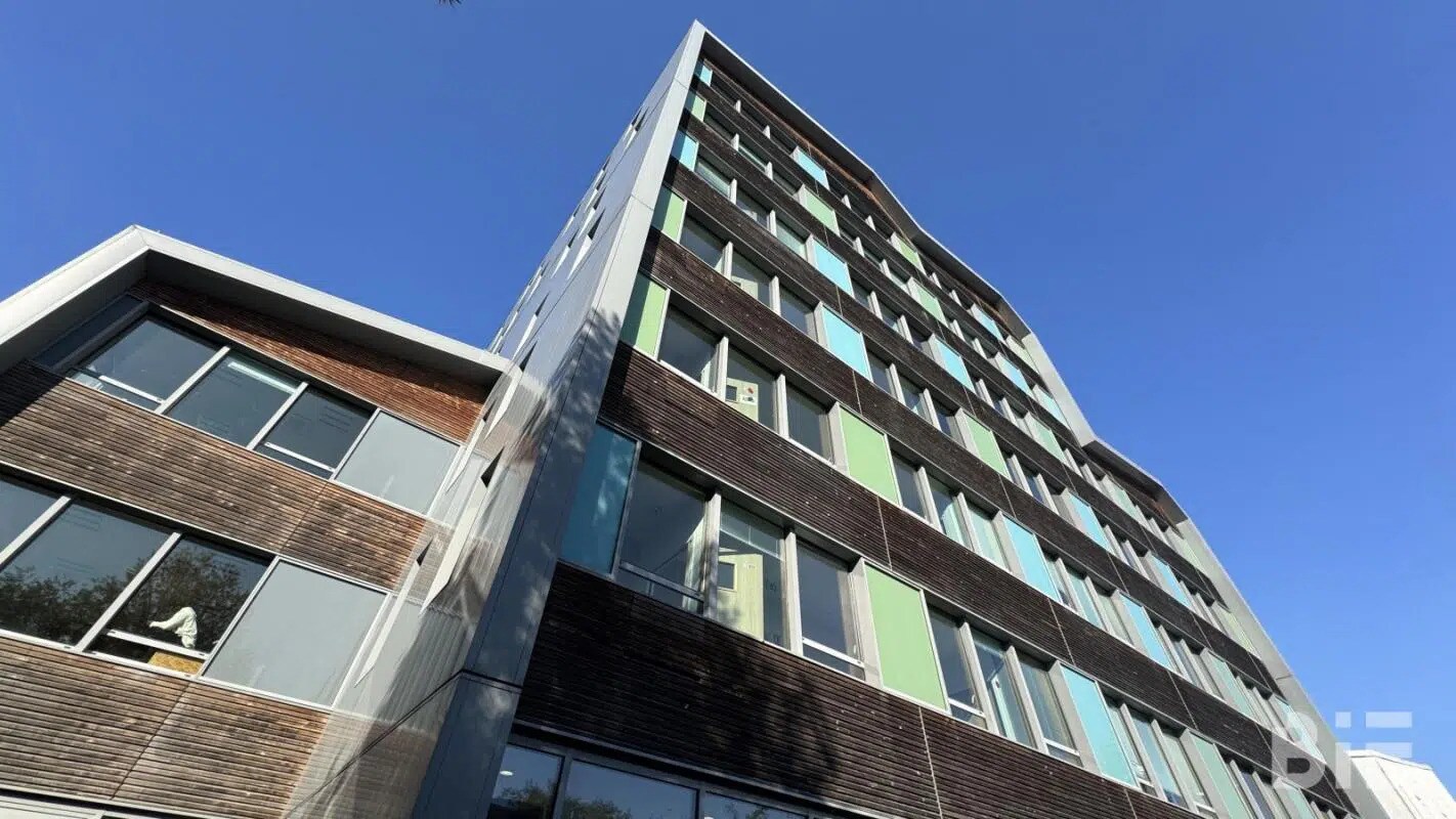 Office in Bordeaux for lease Building Photo- Image 1 of 10