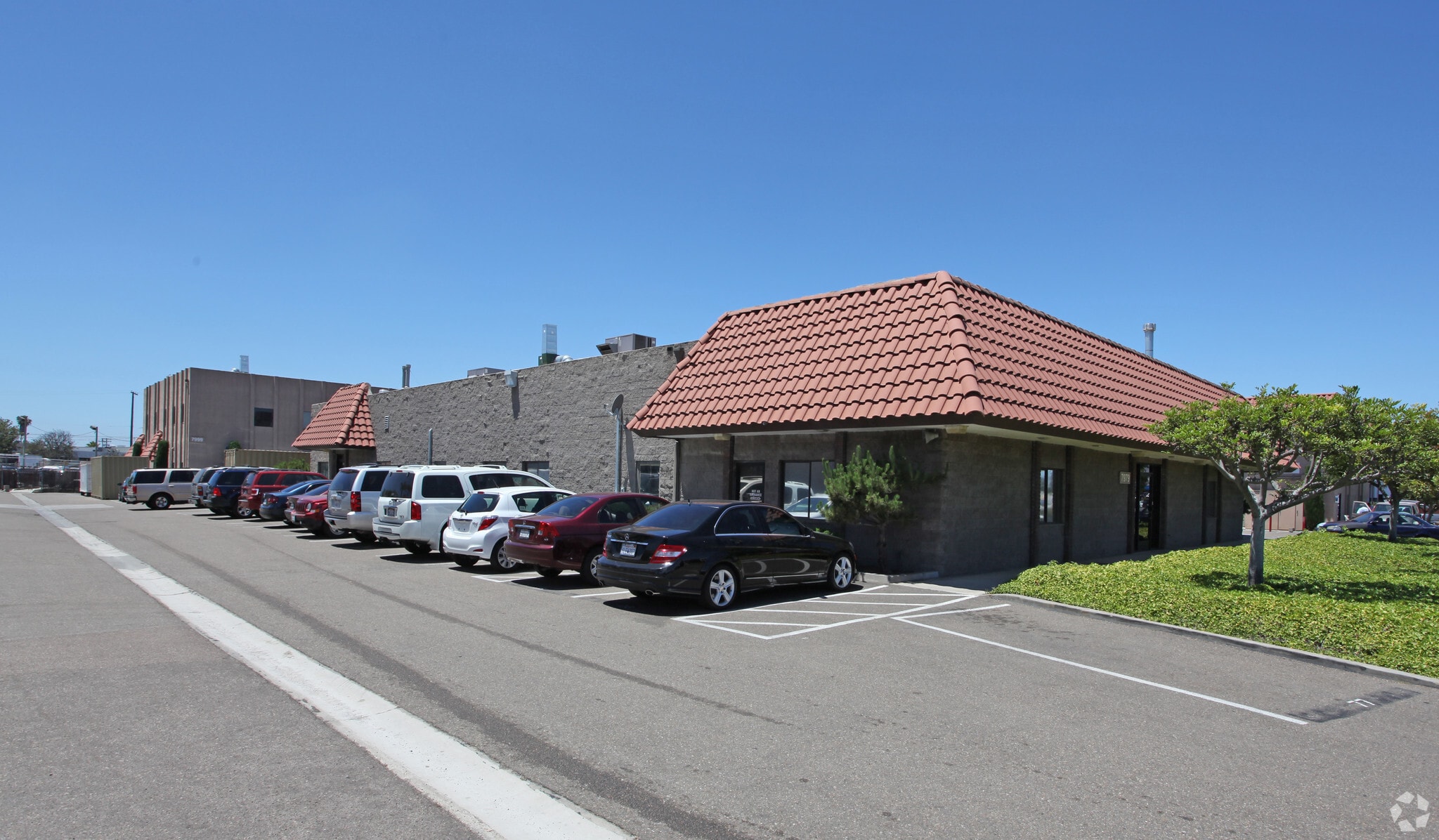 7979-7989 Vickers St, San Diego, CA for sale Primary Photo- Image 1 of 3