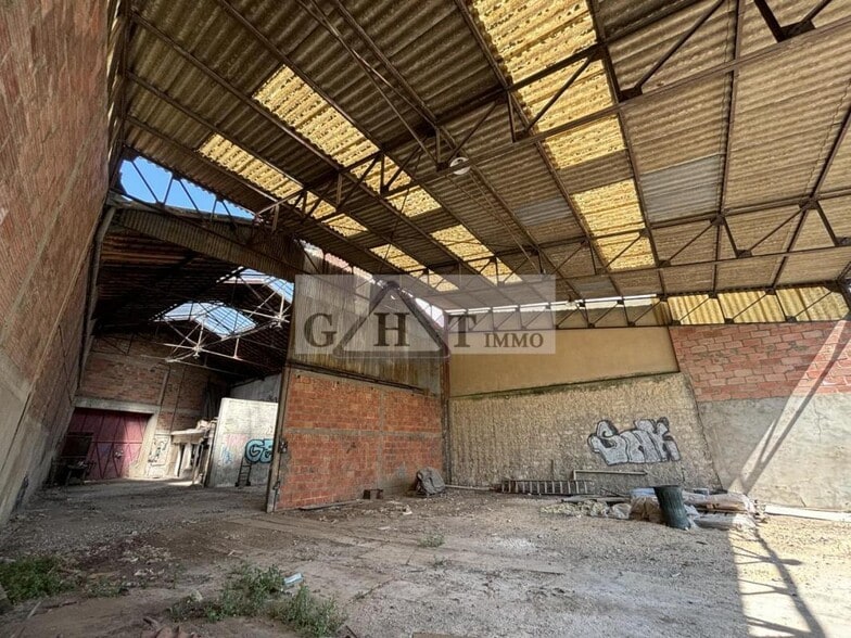 Industrial in Saint-Maur-des-Fossés for lease - Interior Photo - Image 3 of 8