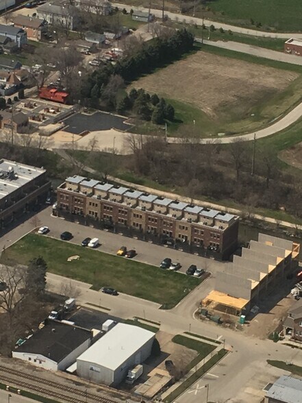 523 Talcott Ave, Lemont, IL à vendre - Photo du bâtiment - Image 2 de 4