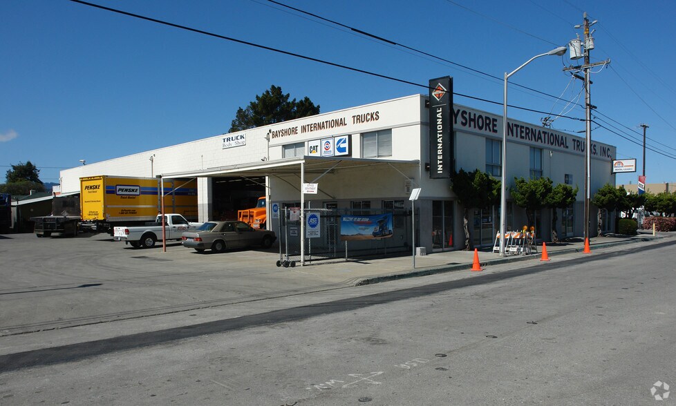 35 N Amphlett Blvd, San Mateo, CA à louer - Photo du bâtiment - Image 3 de 9