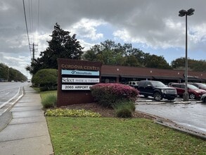 2065 Airport Blvd, Pensacola, FL à louer Photo du bâtiment- Image 2 de 9