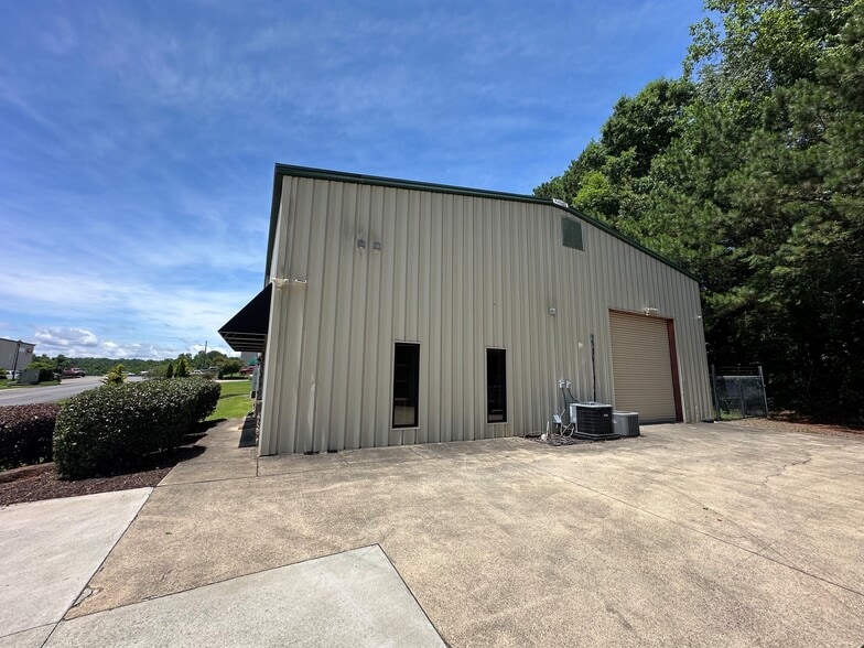 123 Philadelphia Ln, Big Canoe, GA for lease - Building Photo - Image 2 of 2