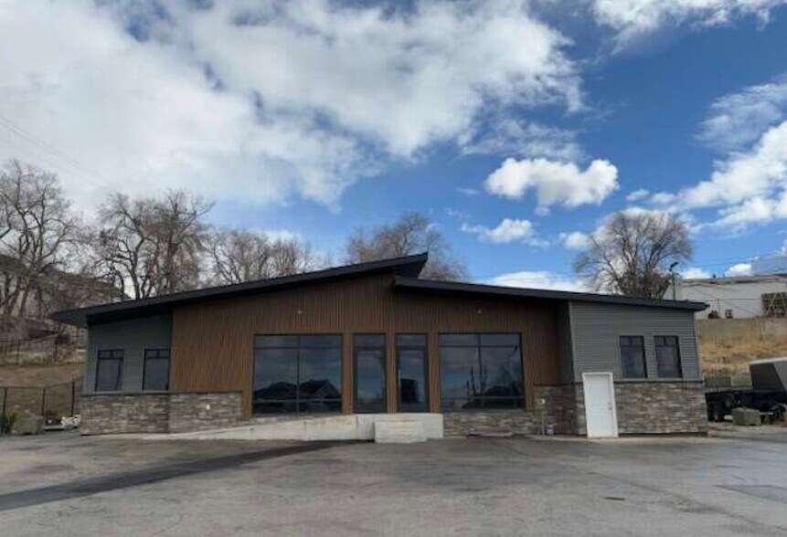 161 S Highway 89, North Salt Lake, UT à louer - Photo du bâtiment - Image 2 de 2