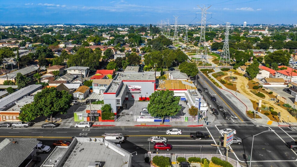 9201 California Ave, South Gate, CA à vendre - Photo du bâtiment - Image 3 de 55