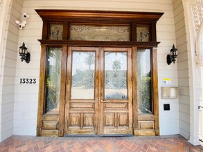 13323 W Washington Blvd, Culver City, CA à louer Photo du bâtiment- Image 2 de 18