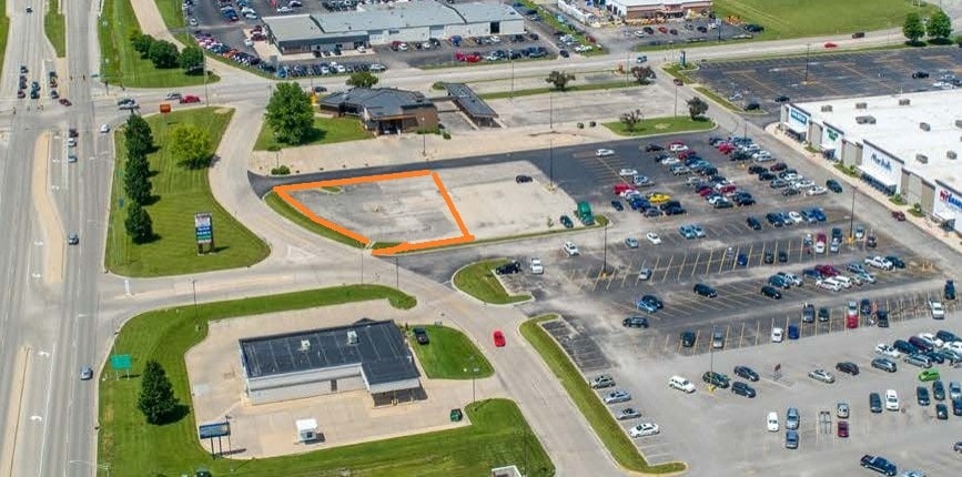 National Blvd, Galesburg, IL à vendre - Photo du bâtiment - Image 2 de 5