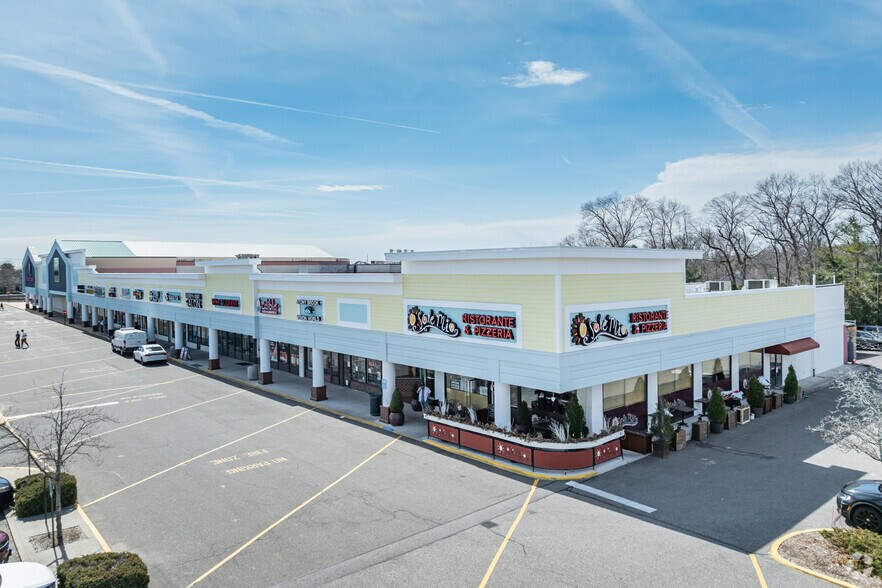 2162-2220 Nesconset Hwy, Stony Brook, NY à louer - Photo du bâtiment - Image 3 de 4