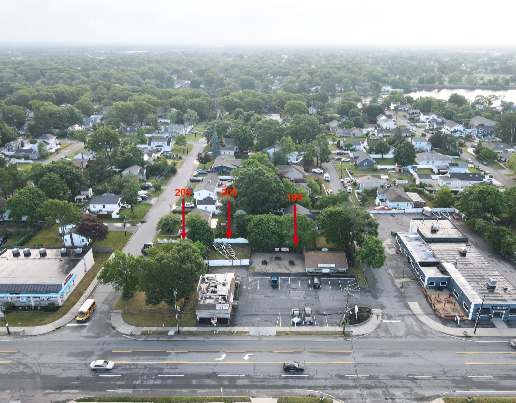 Waverley Ave - Patchogue  Portfolio portfolio of 3 properties for sale on LoopNet.ca Building Photo- Image 1 of 13