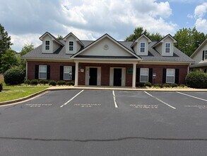 232-234 Adley Way, Greenville, SC for lease Interior Photo- Image 1 of 1