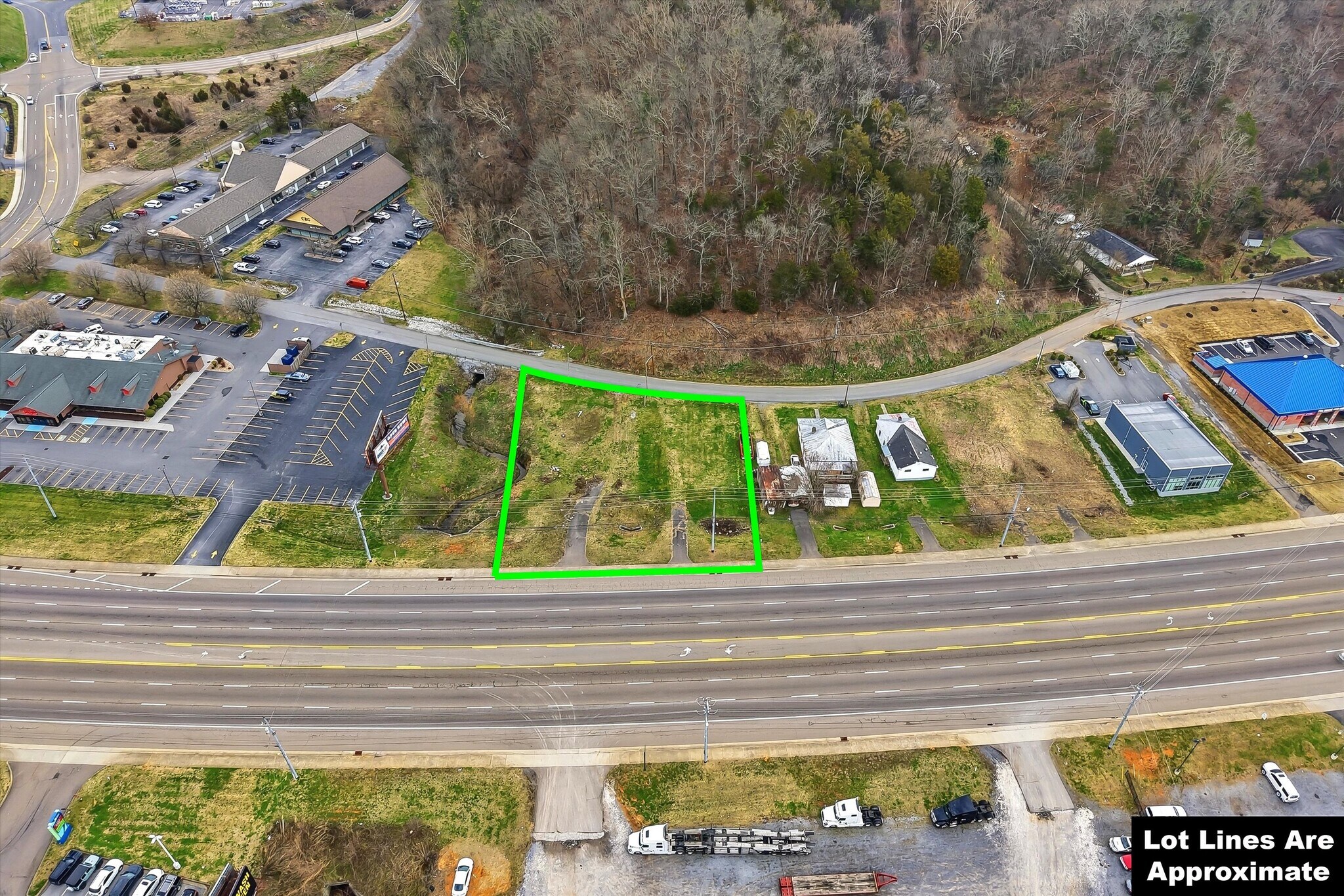 428 Old Douglas Dam Rd, Sevierville, TN for lease Primary Photo- Image 1 of 19