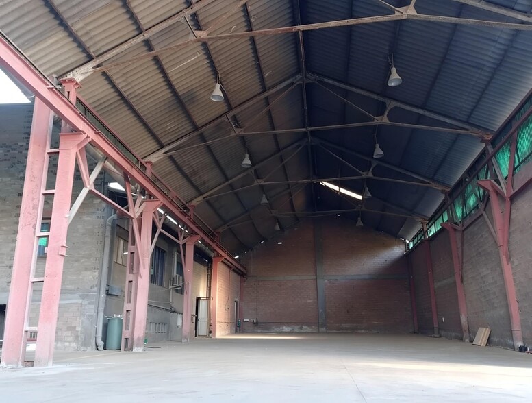 Industrial in Flix, Tarragona for sale - Interior Photo - Image 2 of 5