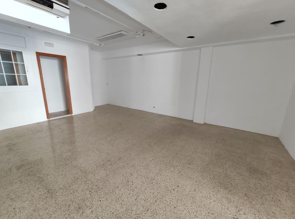 Canet de Mar, BAR 08360 - Unit 2 - - Interior Photo - Image 2 of 15