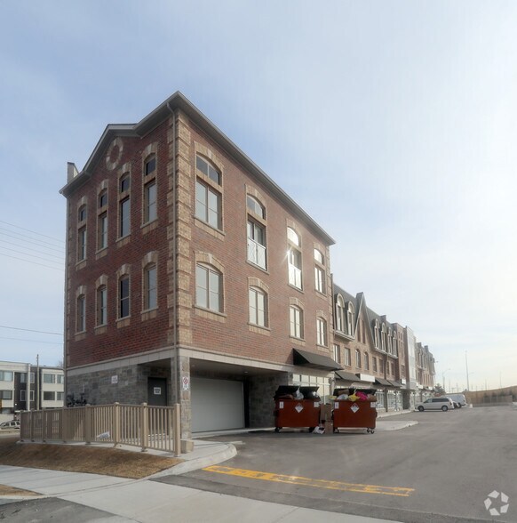 3865 Major Mackenzie Dr W, Vaughan, ON for sale - Primary Photo - Image 1 of 1