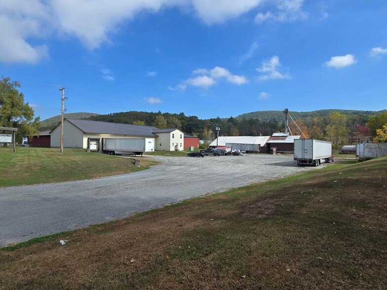 119 Church St, North Walpole, NH for sale - Primary Photo - Image 1 of 6