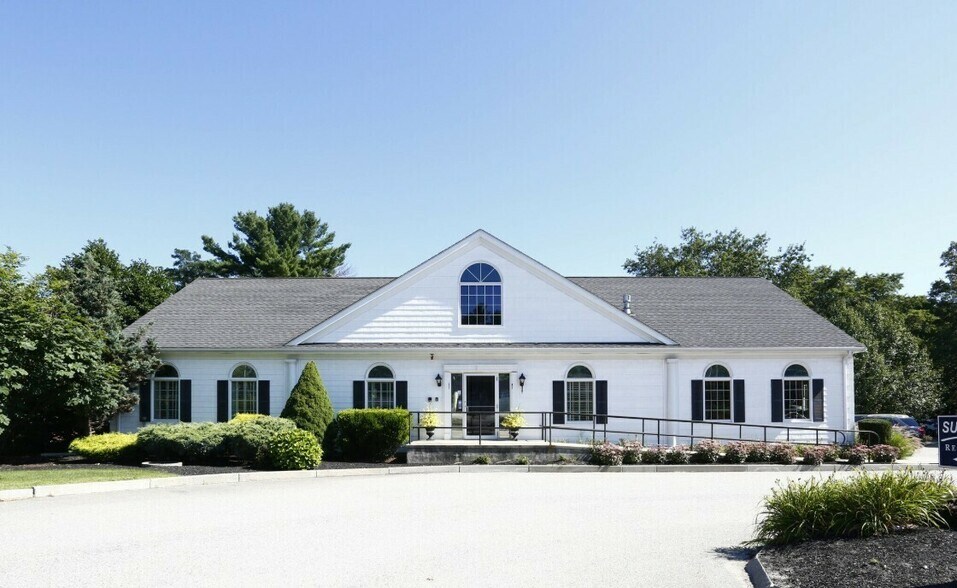 988 Plain St, Marshfield, MA à louer - Photo du bâtiment - Image 2 de 11