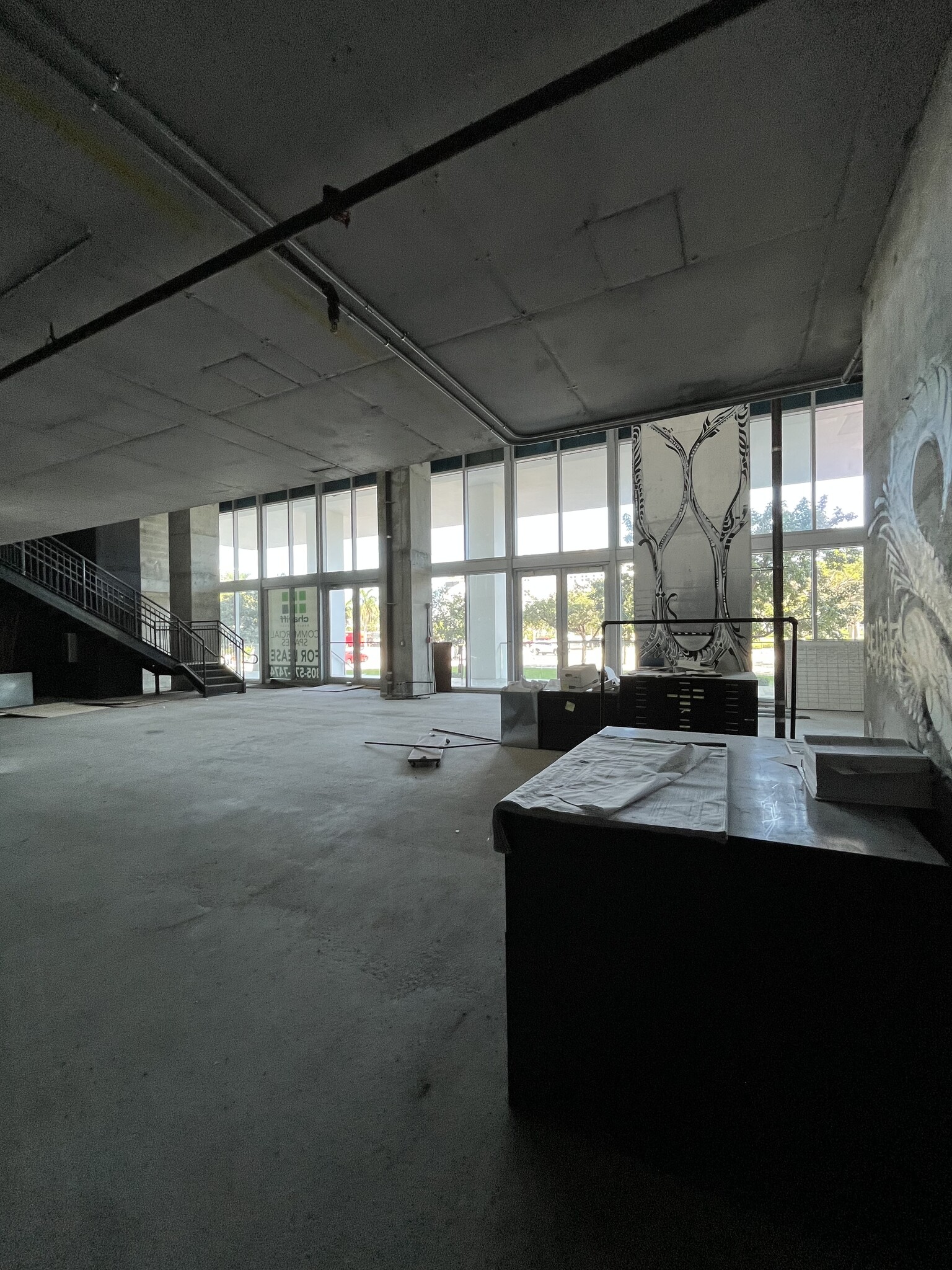 1040 Biscayne Blvd, Miami, FL for lease Interior Photo- Image 1 of 10