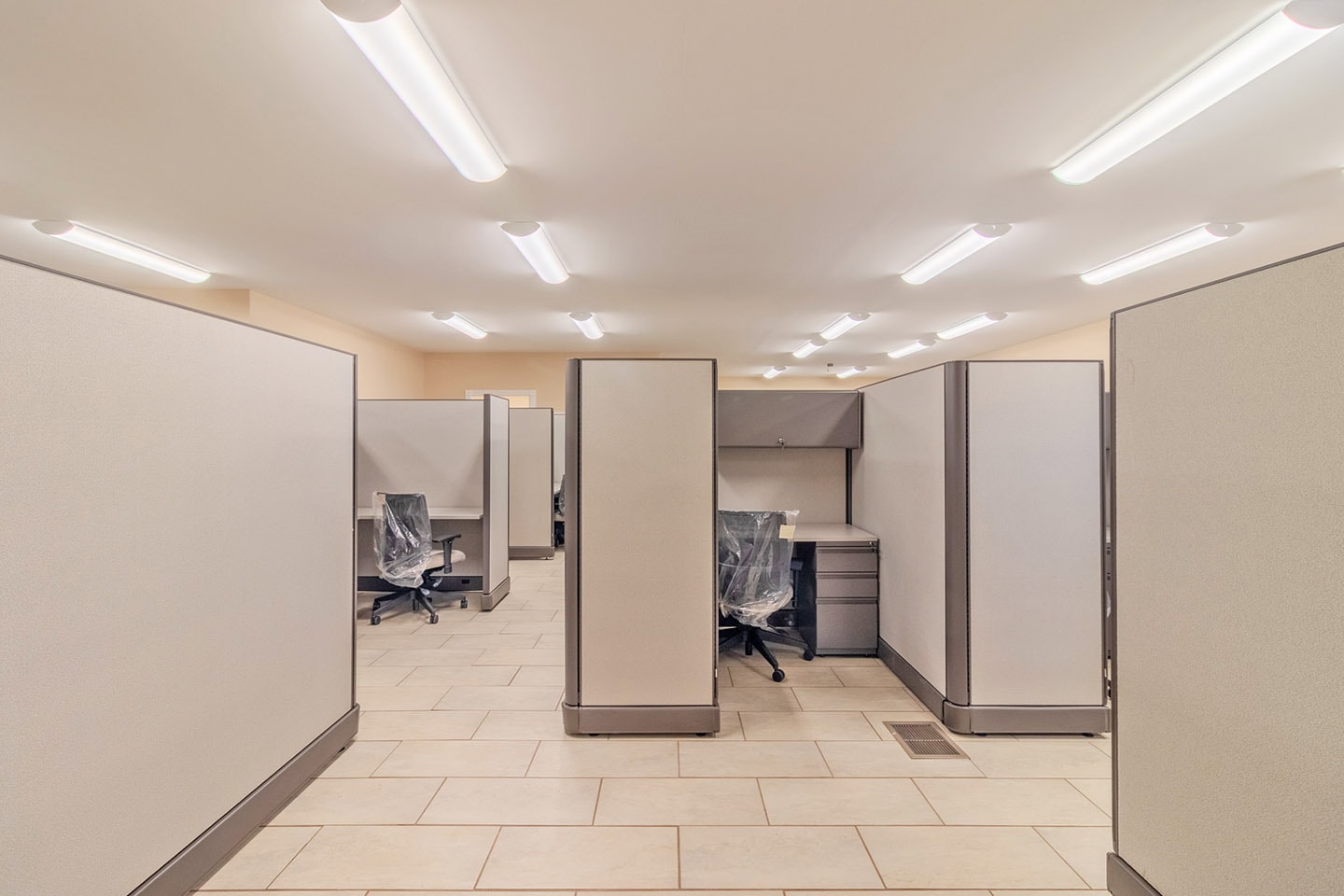 104 Progress Dr, Frankfort, KY for sale Interior Photo- Image 1 of 7