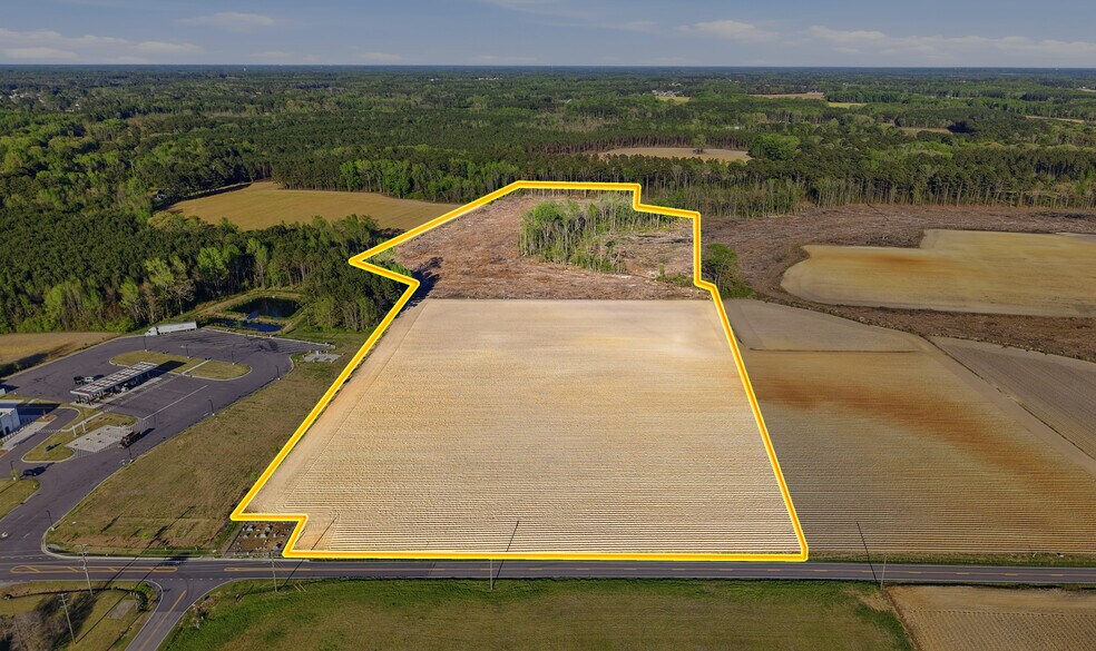 Princeton-Kenly Rd, Kenly, NC à vendre - Photo principale - Image 1 de 4