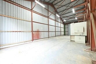 Globe Ln, Dukinfield à louer Photo intérieure- Image 2 de 5