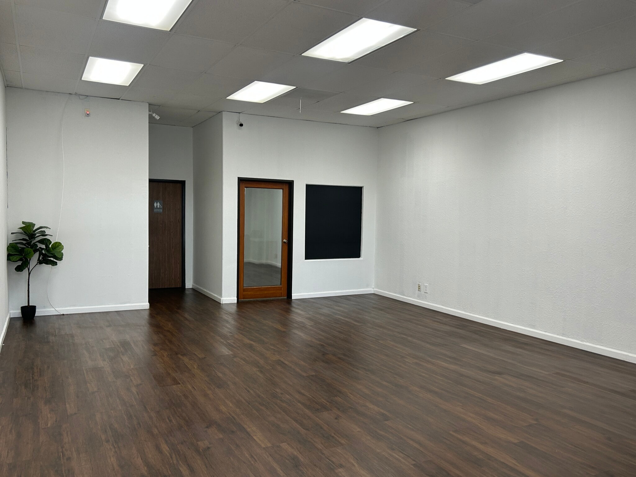 3560 Temple Ave, Pomona, CA for lease Building Photo- Image 1 of 4
