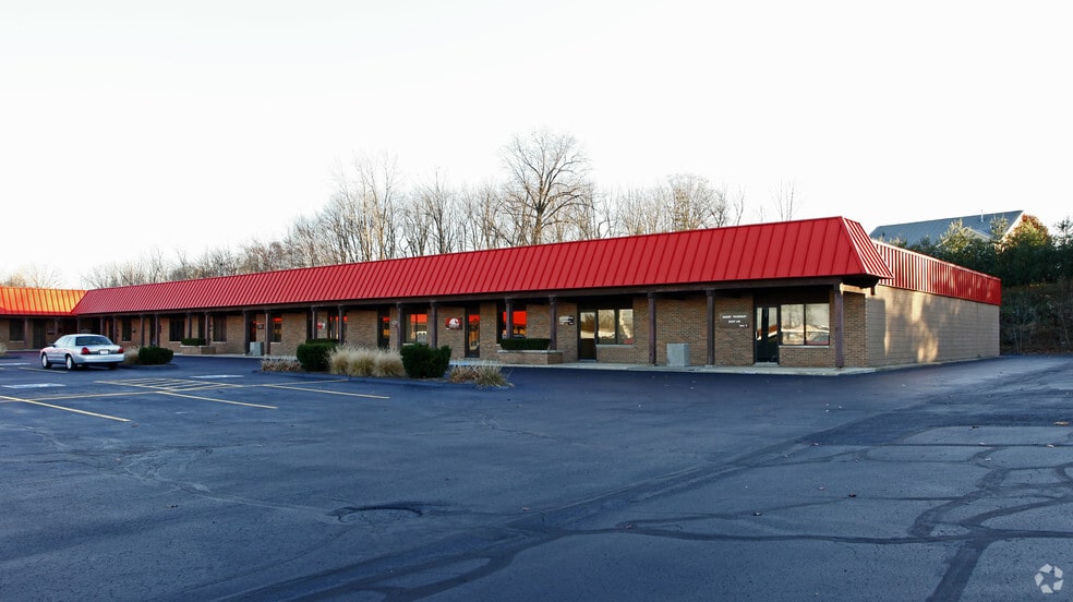 103 5th St SE, Barberton, OH for sale - Primary Photo - Image 1 of 14