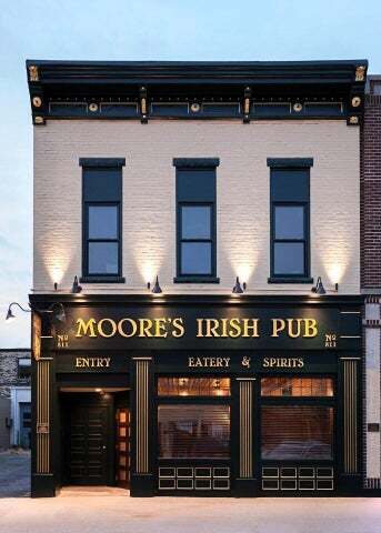 811 Jay St, Manitowoc, WI à vendre - Photo du bâtiment - Image 3 de 15