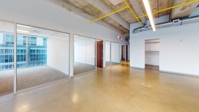 161 NW 6th St, Miami, FL for lease Interior Photo- Image 1 of 23