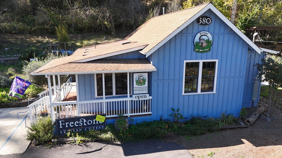 380 Bohemian Hwy, Sebastopol, CA à vendre - Photo du bâtiment - Image 3 de 44