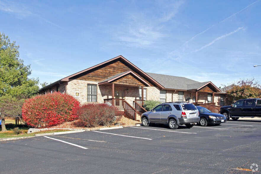 6 Eagle Center, O'Fallon, IL à vendre - Photo du bâtiment - Image 2 de 2