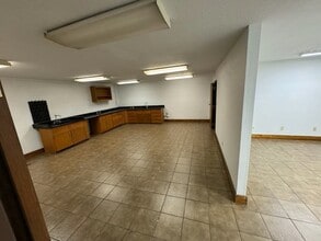 1103 E Maguire Rd, Noble, OK for sale Interior Photo- Image 2 of 15