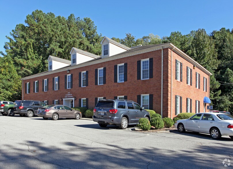 2170 Clearbrook Rd, Birmingham, AL à louer - Photo du bâtiment - Image 2 de 4