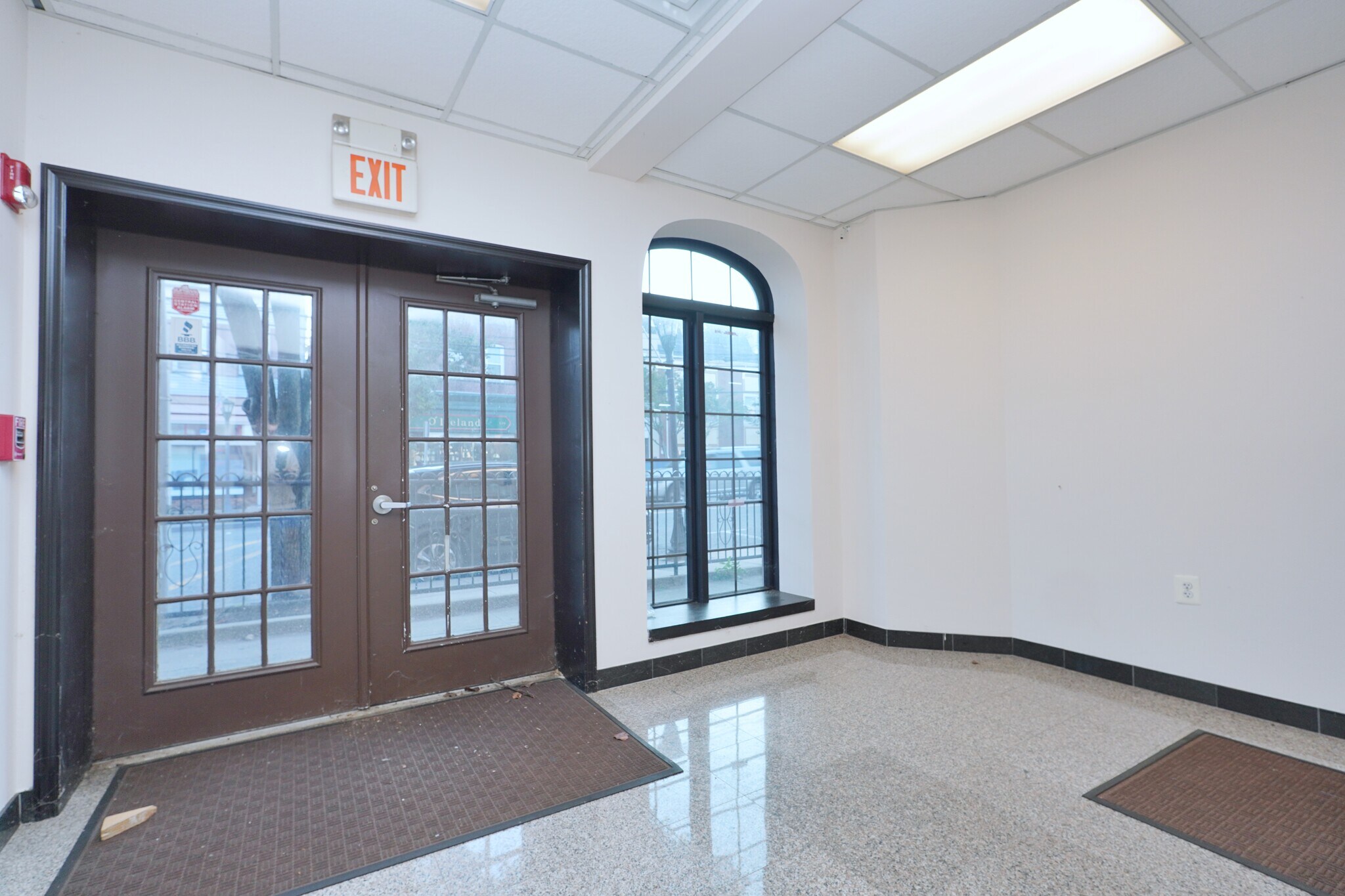 131 N Broadway, South Amboy, NJ for sale Interior Photo- Image 1 of 10