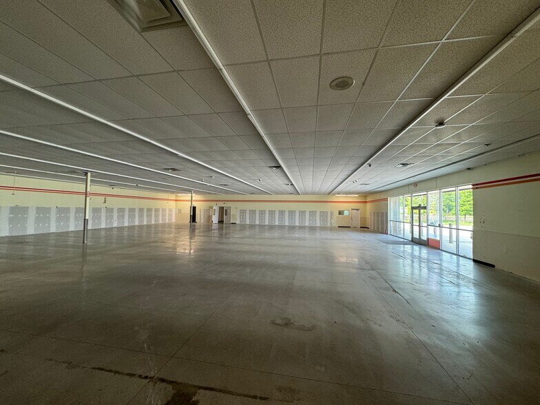 2101 Central Point Pky, Lima, OH à vendre - Photo intérieure - Image 3 de 25