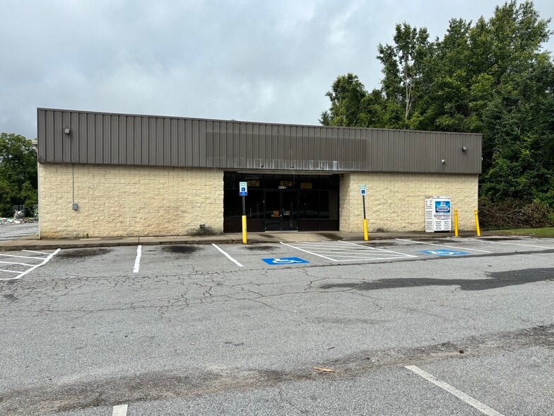 9538 Augusta Rd, Pelzer, SC à vendre - Photo du bâtiment - Image 3 de 4