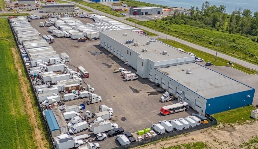 560 Echo St, Vars, ON à vendre - Photo du bâtiment - Image 2 de 15