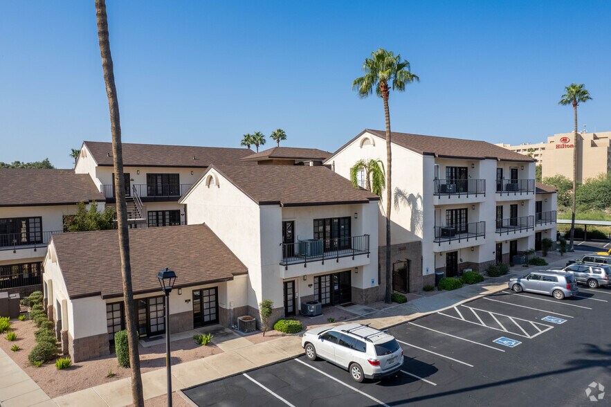 7650 E Broadway Blvd, Tucson, AZ à louer - Photo du bâtiment - Image 3 de 4