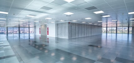 Passeig de la Zona Franca, 105, Barcelona, Barcelona for lease Interior Photo- Image 1 of 5