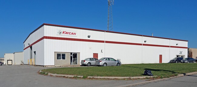 Plus de détails pour 25 Commerce Pl, St Catharines, ON - Industriel à louer