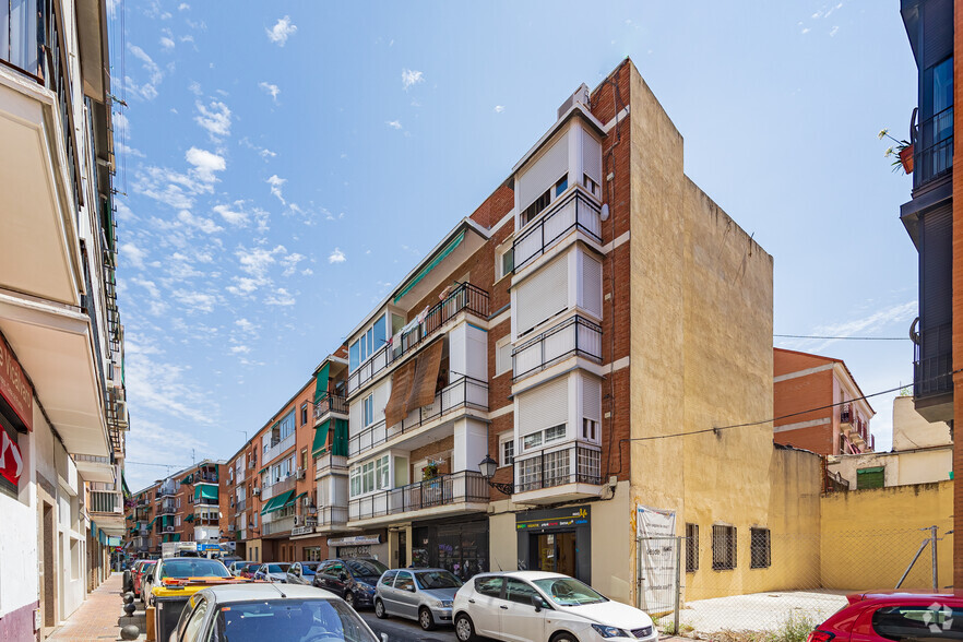 Commerce de détail dans Madrid, Madrid à louer - Photo principale - Image 1 de 4