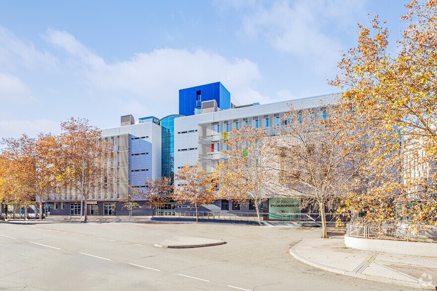 Calle del Golfo de Salónica, 73, Madrid, Madrid à louer - Photo du bâtiment - Image 1 de 21