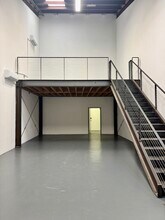 361 Vernon Ave, Venice, CA for lease Building Photo- Image 1 of 7