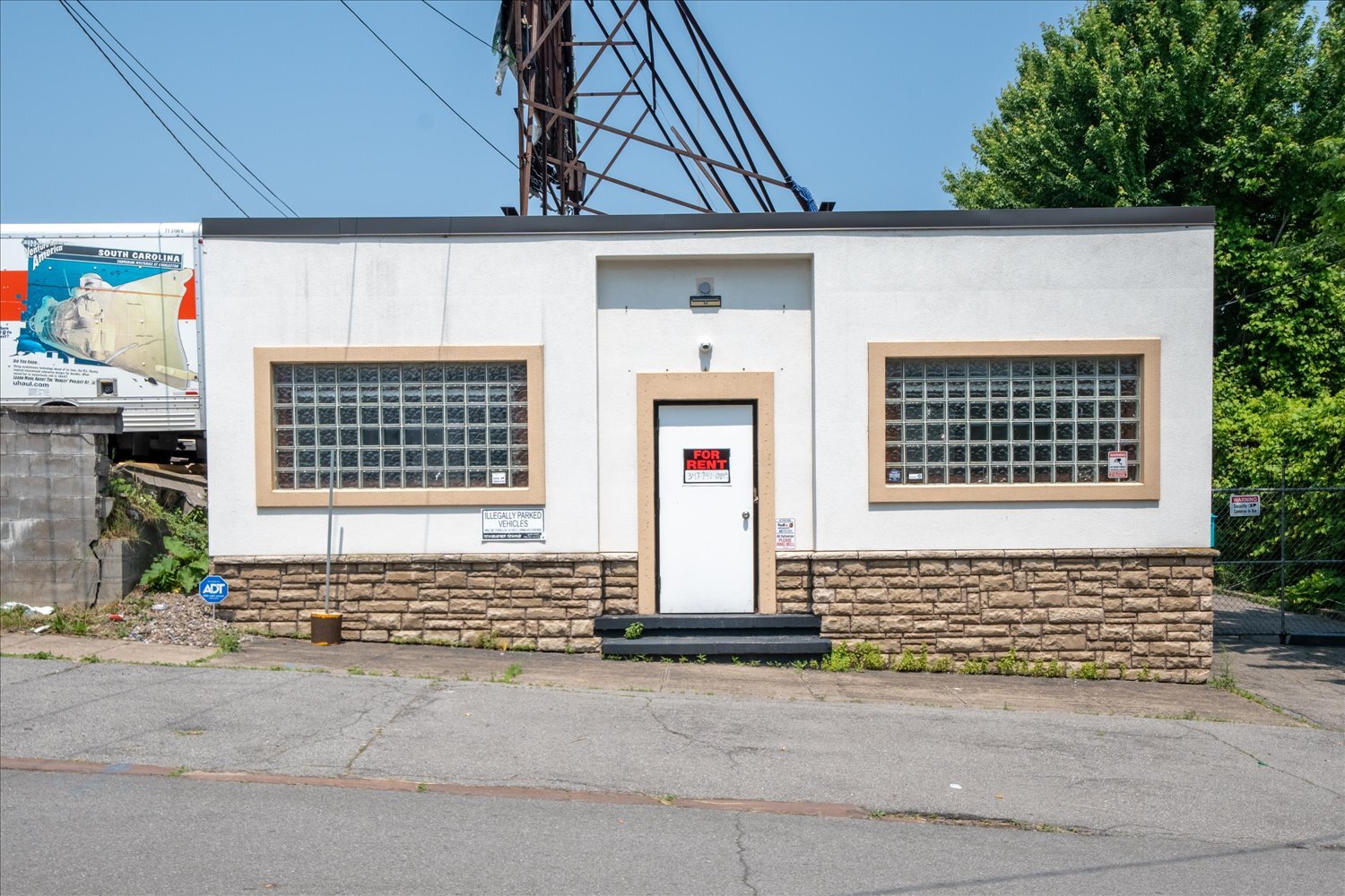 64 Spencer St, Rochester, NY à vendre Photo du bâtiment- Image 1 de 1