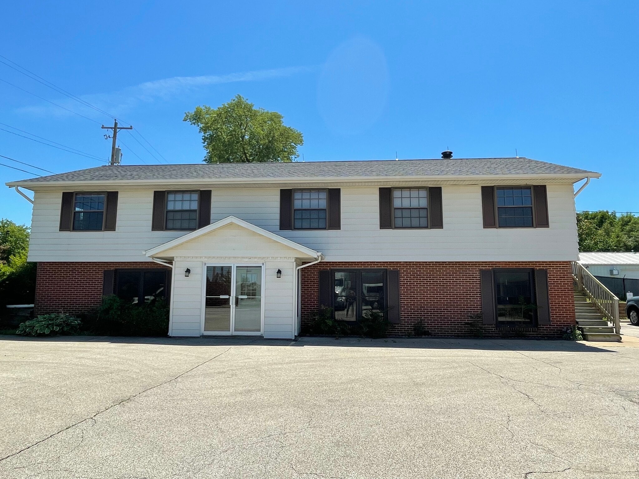 1925 S Main St, Bloomington, IL for sale Primary Photo- Image 1 of 29