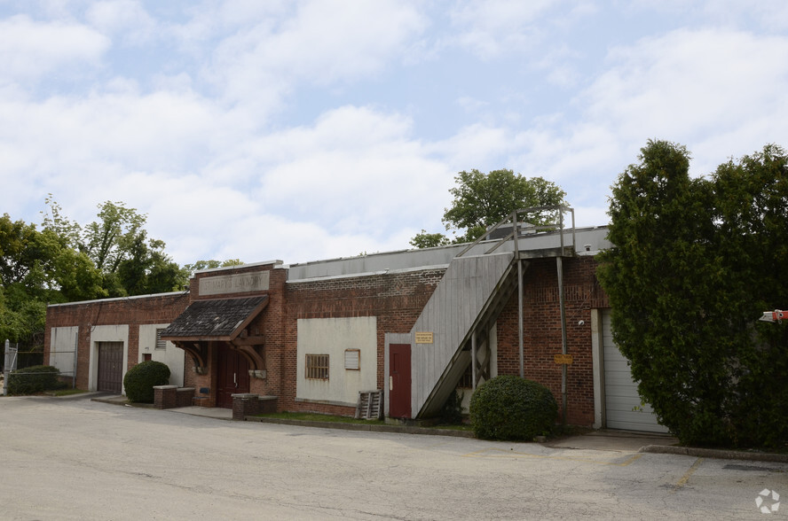 821 Aubrey Ave, Ardmore, PA for lease - Primary Photo - Image 2 of 4